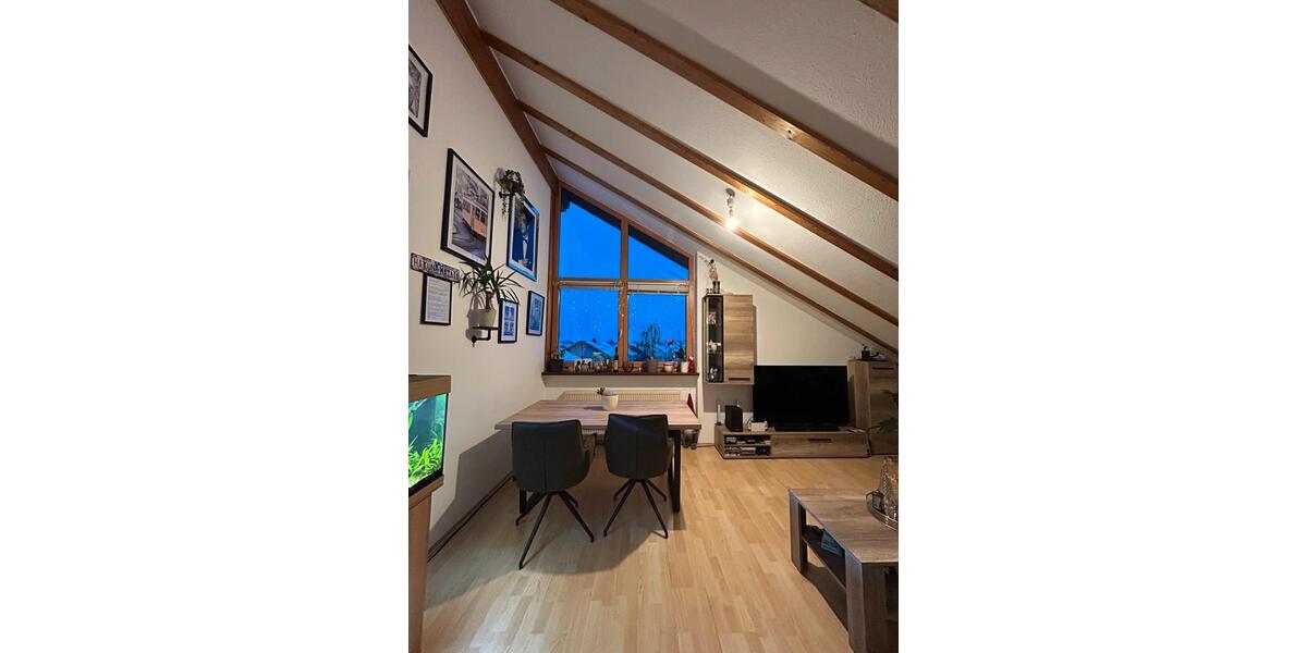 Dachgeschoßwohnung Kirchweidach - 2.5 Zimmer, 55 m&sup2;, 190.000&euro; | Angebot:25154265