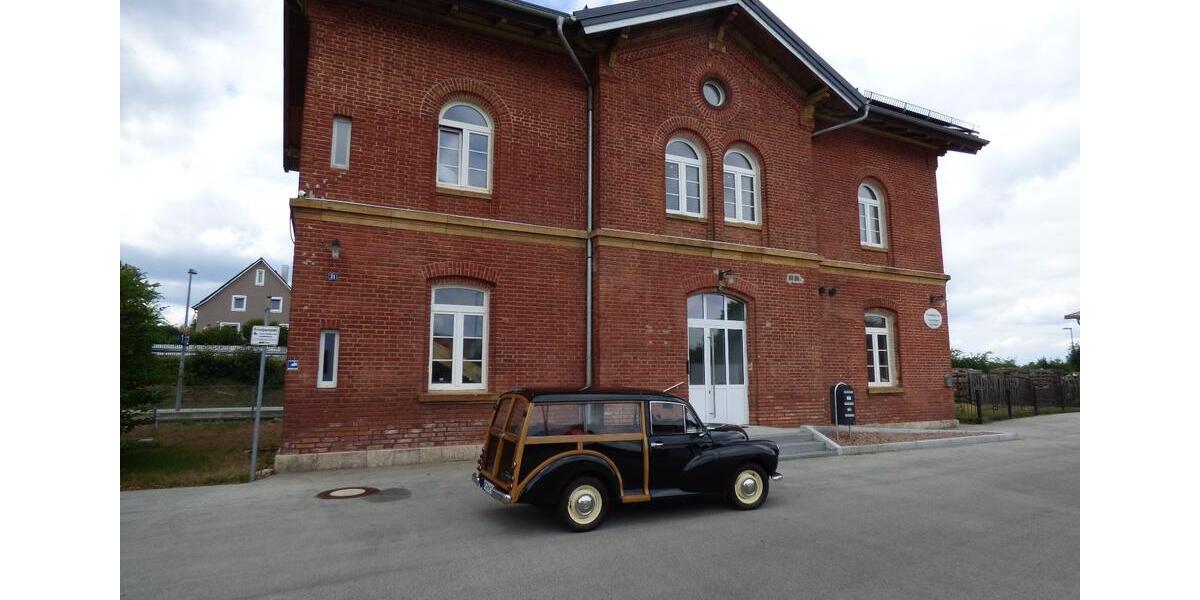 Einmaliges Wohnen & Arbeiten in historischem Bahnhof zimmer