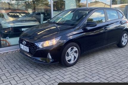 Hyundai i20 61.000 km 12.950 &euro; Rostock 18146