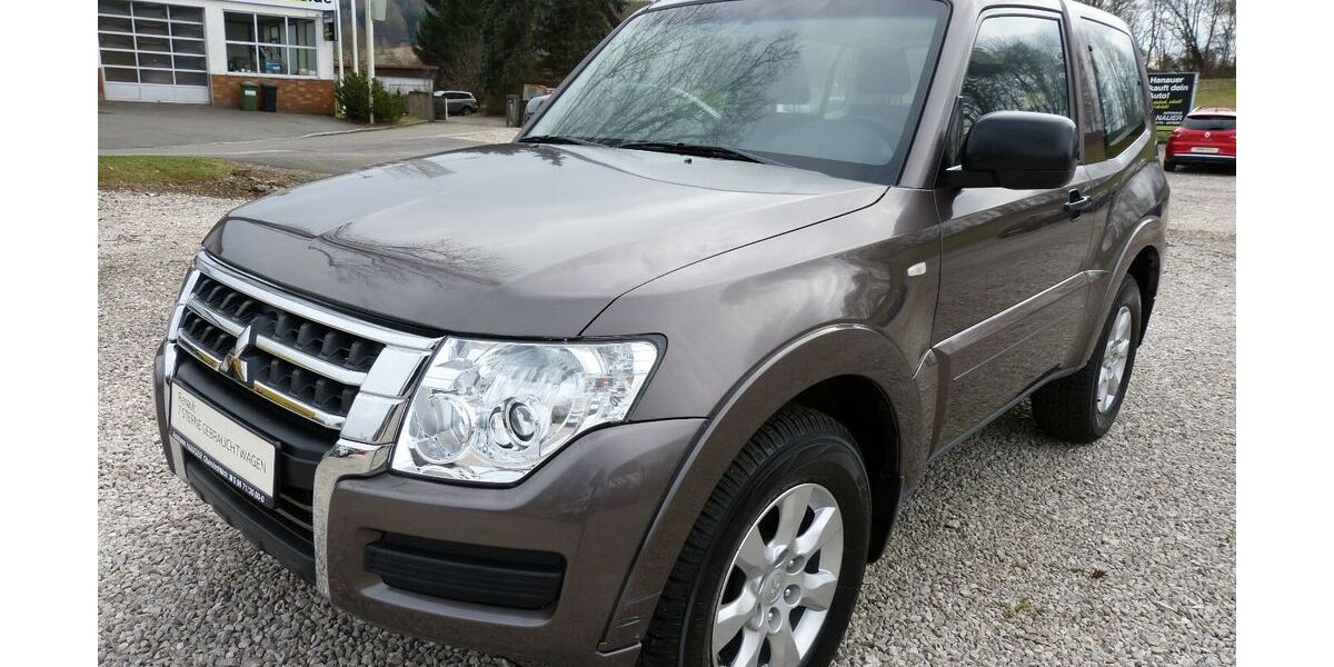 Mitsubishi Pajero 97.752 km 19.400 &euro; Oberviechtach 92526