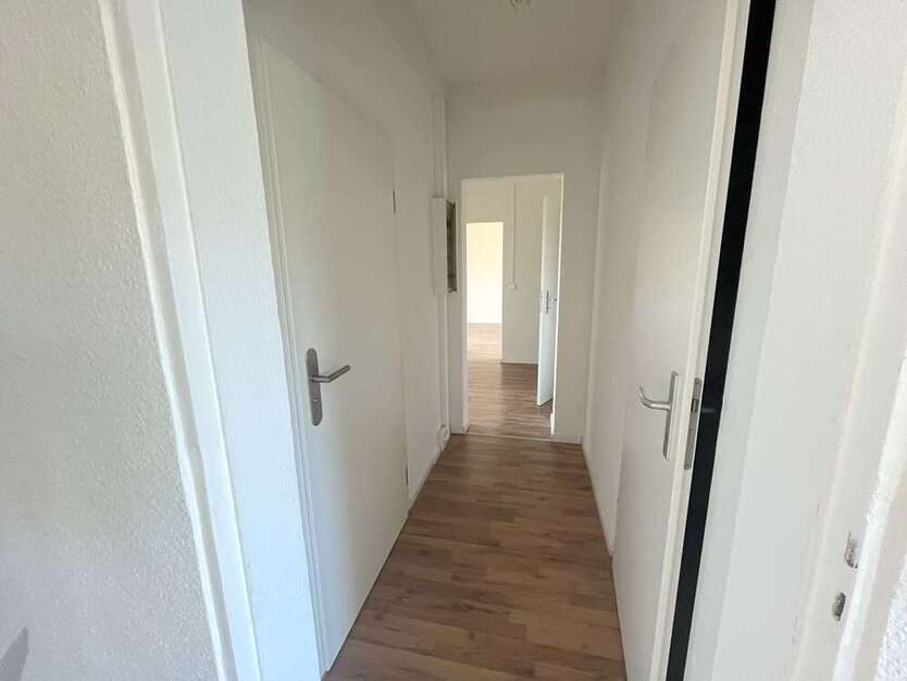 Wohnung zum Mieten in Reinsdorf 680 € 112 m²
