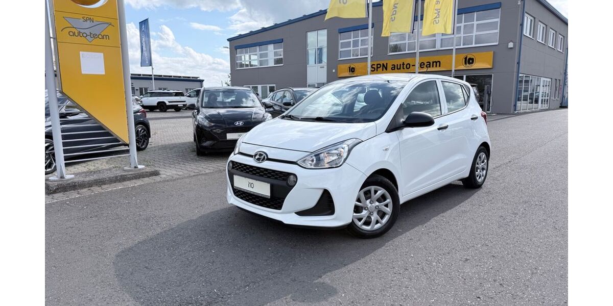 Hyundai i10 27.900 km 9.300 &euro; Laufeld 54533