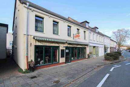 Haus zum Kaufen in Sarstedt 449.000 € 305.91 m² 10 zimmer