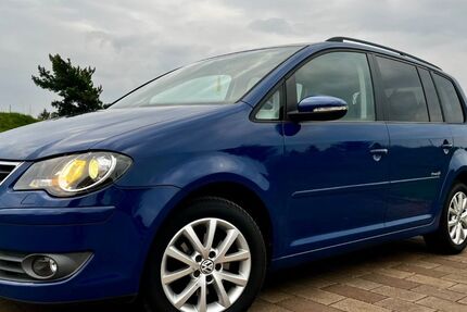 VW Touran 162.000 km 5.690 &euro; Darmstadt 64289