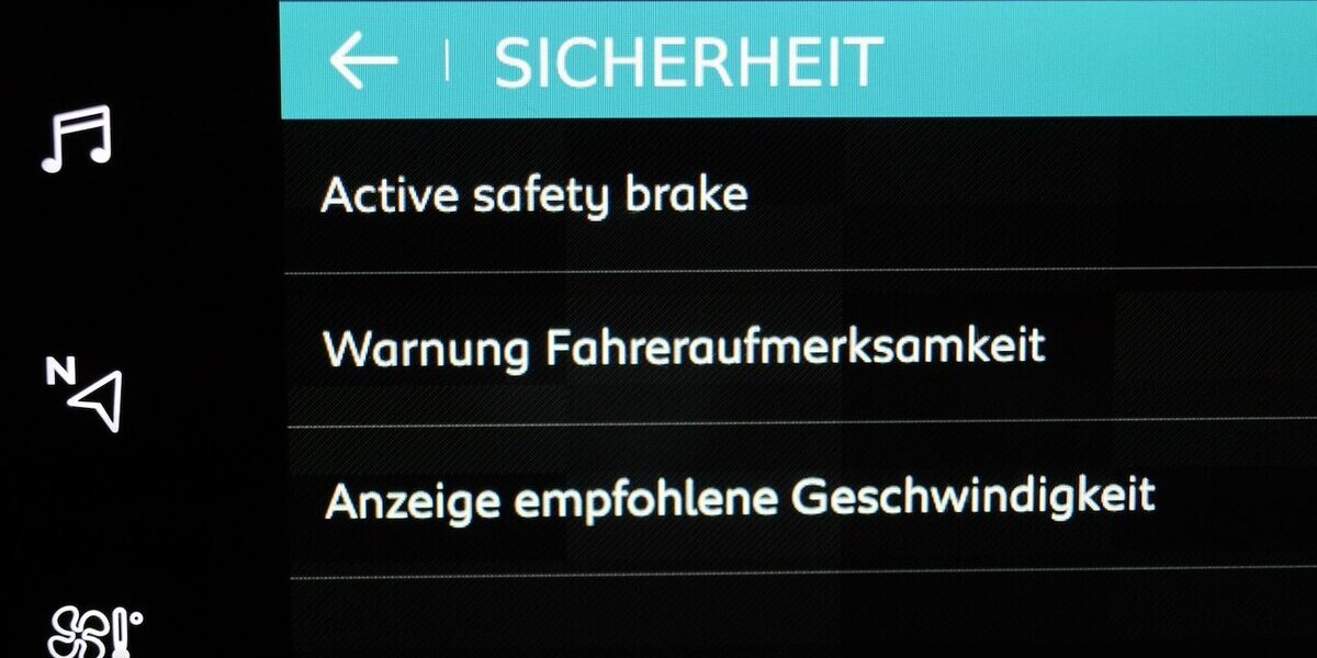 Citroen C3 Max PureTech 110 EAT6 CarPlay FULL LED 23.000 km 14.900 &euro; Lich 35423