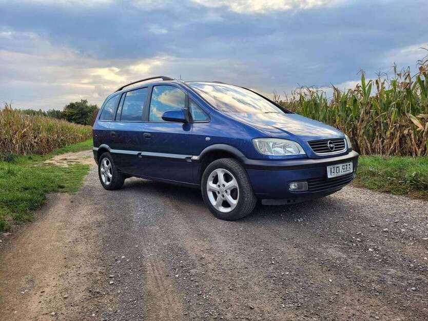 Opel Zafira 214.000 km 1.750 € Heroldstatt 72535