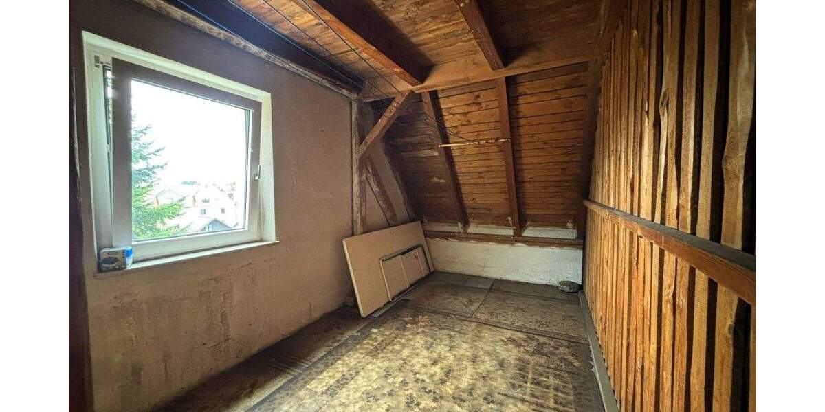 Etagenwohnung Selb - 2 Zimmer, 69 m&sup2;, 115.000&euro; | Angebot:26930425