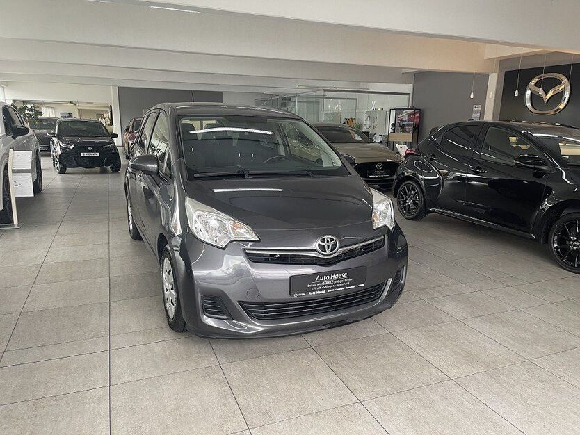 Toyota Verso-S 108.900 km 7.490 € Remscheid 42855