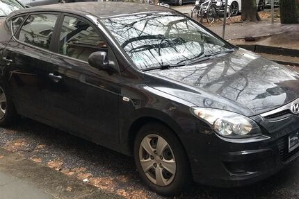 Hyundai i30 206.000 km 3.820 &euro; Hamburg 20099