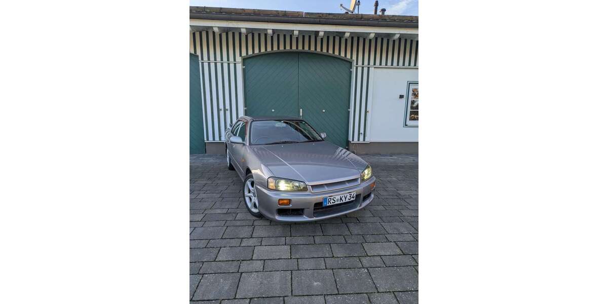 Nissan Skyline 169.800 km 28.990 &euro; Hückeswagen 42499