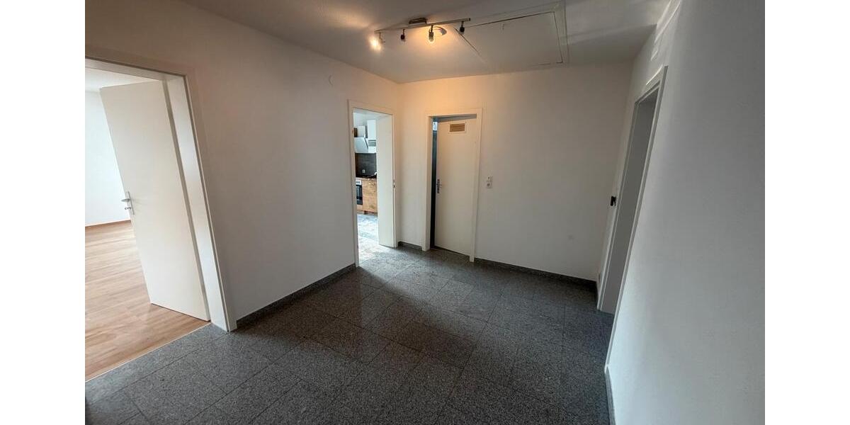 Erdgeschoßwohnung Ludwigshafen am Rhein Ludwigshafen-Oggersheim - 3 Zimmer, 96 m&sup2;, 1.290&euro; | Angebot:26683127
