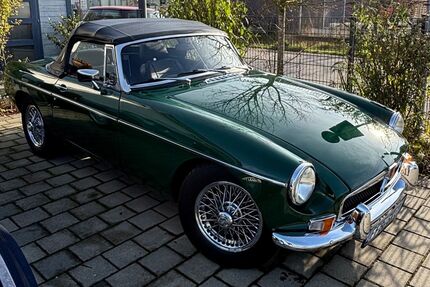 MG B 88.730 km 15.999 &euro; Alling 82239