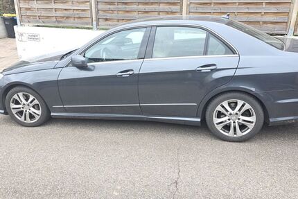 Mercedes-Benz E 350 151.000 km 17.900 &euro; Flein 74223