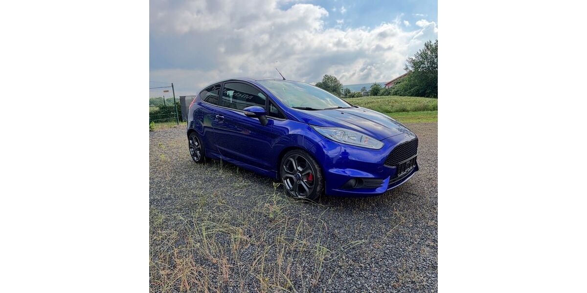 Ford Fiesta 159.000 km 8.590 &euro; Boffzen 37691