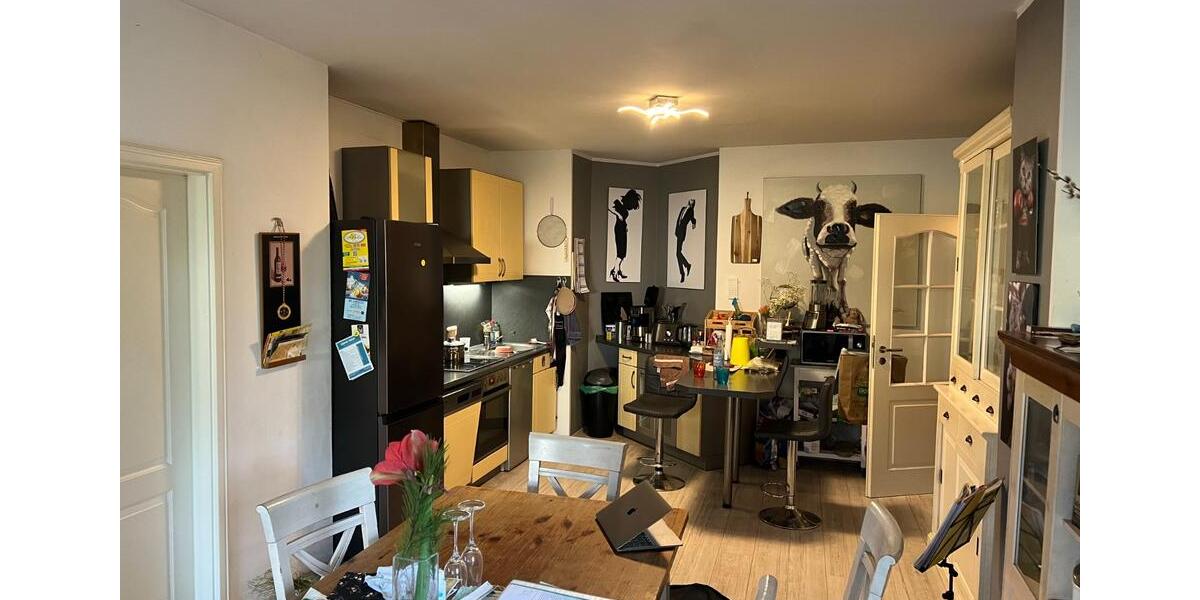 EG-3-zi.Wg m. Terrasse in Altbauvilla am Rhein befristet bis 6-28 3 zimmer