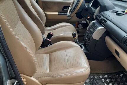 Land Rover Freelander 220.000 km 3.800 &euro; München 81549