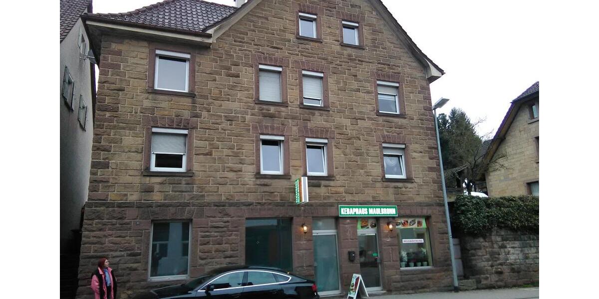 Helle Dachgeschoßwohnung 3 zimmer