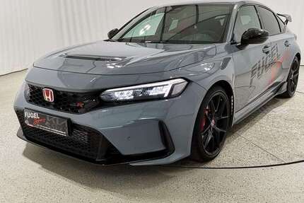 Honda Civic 6.999 km 51.969 € Mittelbach 09224