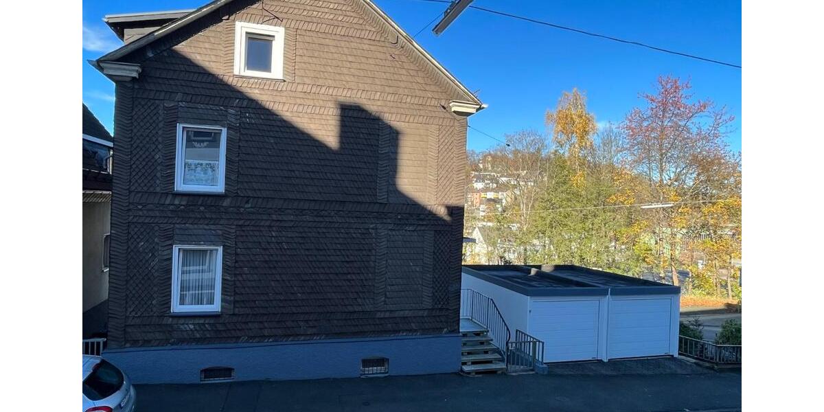 Zweifamilien-Mehrgenerationenhaus mitten in Siegen zu vermieten 6 zimmer