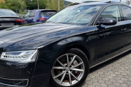 Audi A8 66.000 km 29.990 &euro; Konz 54329