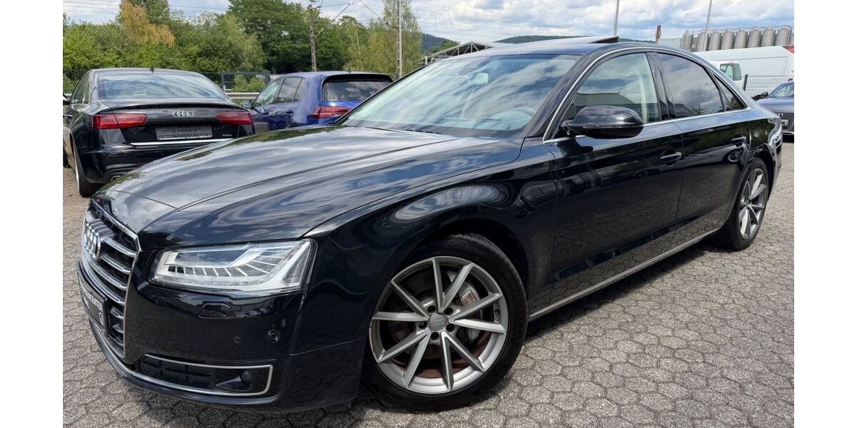 Audi A8 66.000 km 29.990 &euro; Konz 54329