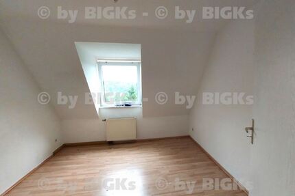 BIGKs: Suhl am Klinikum: 2-3-Zimmer Wohnung,separate Küche (-;) 3 zimmer