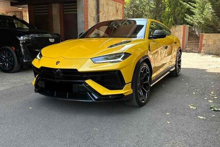 Lamborghini Urus 15.000 km 315.350 &euro; Michelbach an der Bilz 74544
