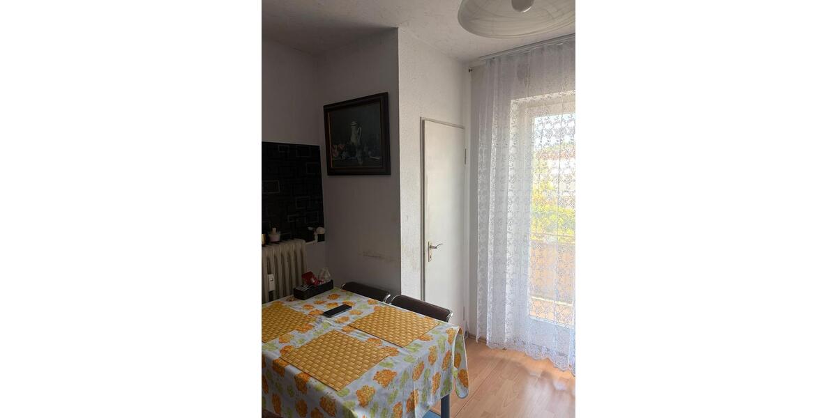 Etagenwohnung Pirmasens Niedersimten - 2 Zimmer, 65 m&sup2;, 77.000&euro; | Angebot:27128445