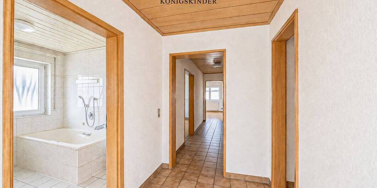 Mehrfamilienhaus, Wohnhaus Vöhringen - 6 Zimmer, 160 m&sup2;, 530.000&euro; | Angebot:26417353