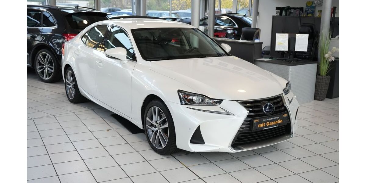 Lexus IS 300 40.967 km 28.900 € Obertshausen 63179