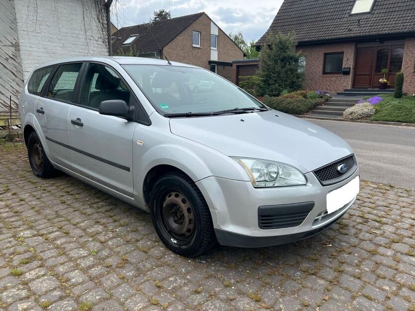 Ford Focus 270.000 km 1.100 € Mönchengladbach 41199