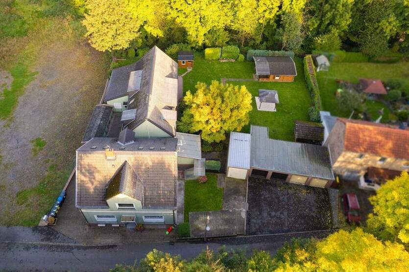 Gepflegtes Mehrfamilienhaus auf großem Grundstück in guter Lage von Bo-Hiltrop zu verkaufen 1 zimmer