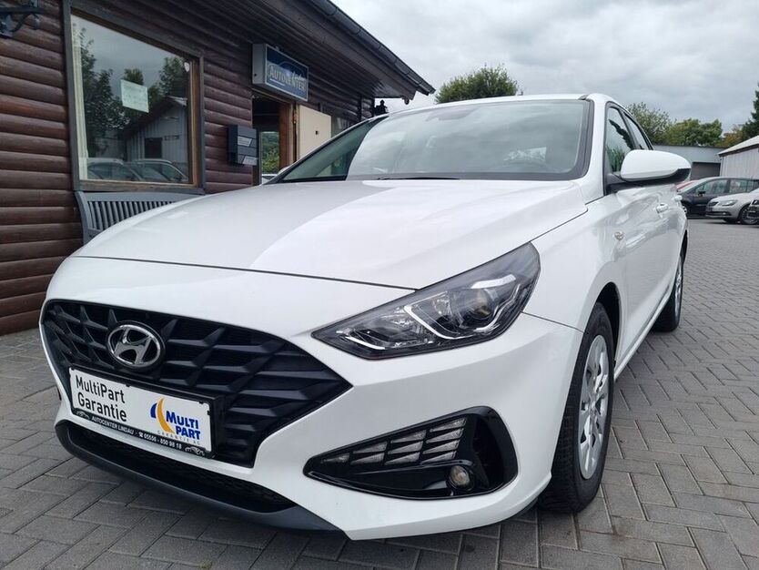 i30