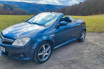 Opel Tigra 203.000 km 2.750 &euro; Altena 58762
