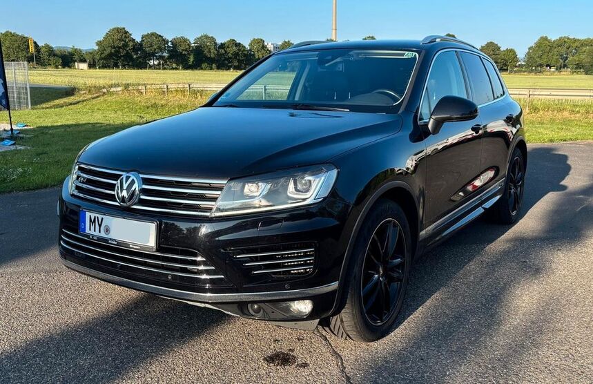 VW Touareg 230.000 km 17.900 € Mülheim-Kärlich 56218