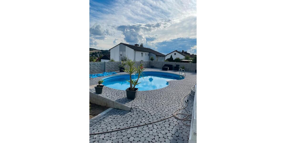 Einfamilienhaus Bad Hersfeld - 8 Zimmer, 210 m&sup2;, 335.000&euro; | Angebot:26111736