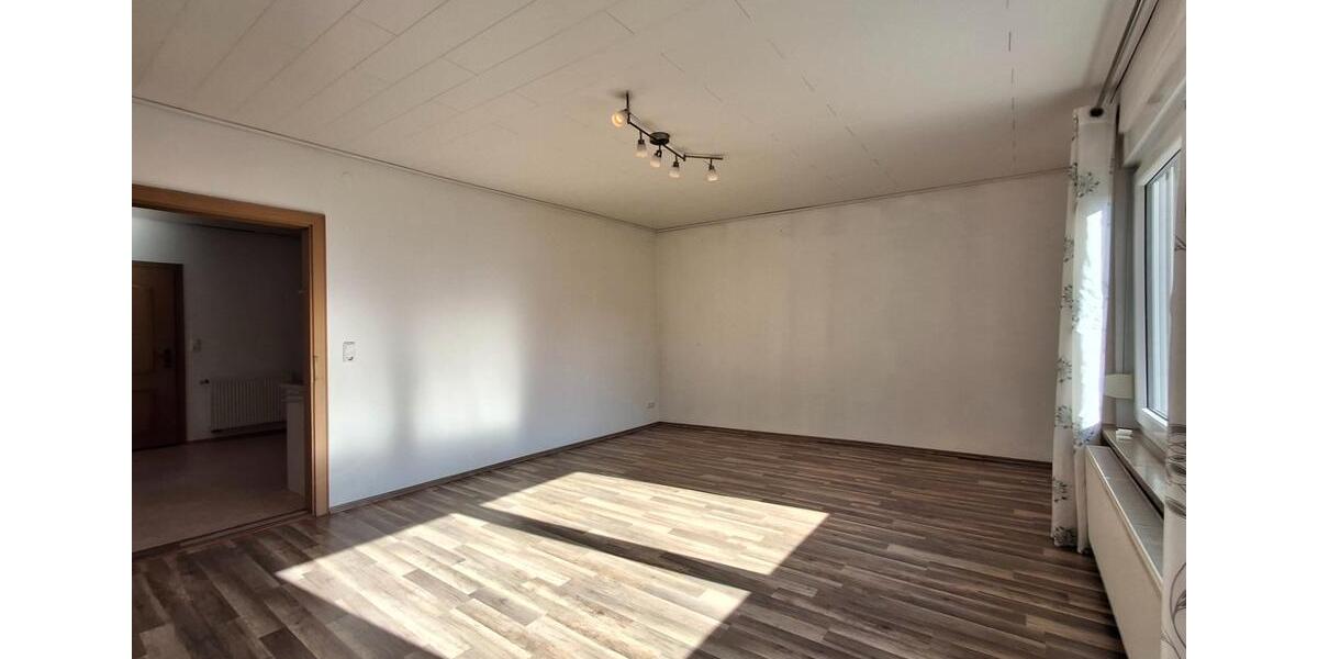 Einfamilienhaus Küps - 3 Zimmer, 95 m&sup2;, 800&euro; | Angebot:26452897