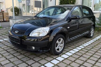 Kia Rio 86.539 km 4.900 &euro; Ostfildern 73760