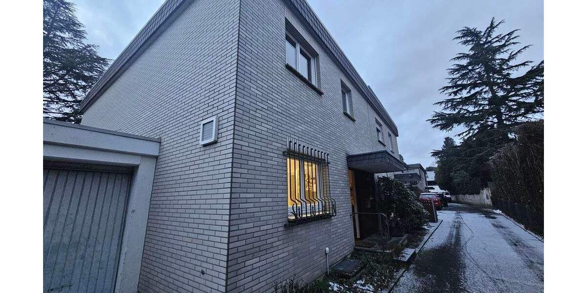 Exklusives Einfamilienhaus mit Garten, Balkon & Garage - ruhige Villenlage in Bad Honnef am Rhein 4 zimmer