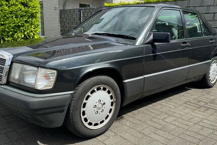 Mercedes-Benz 190 329.000 km 3.700 € Borken 46325