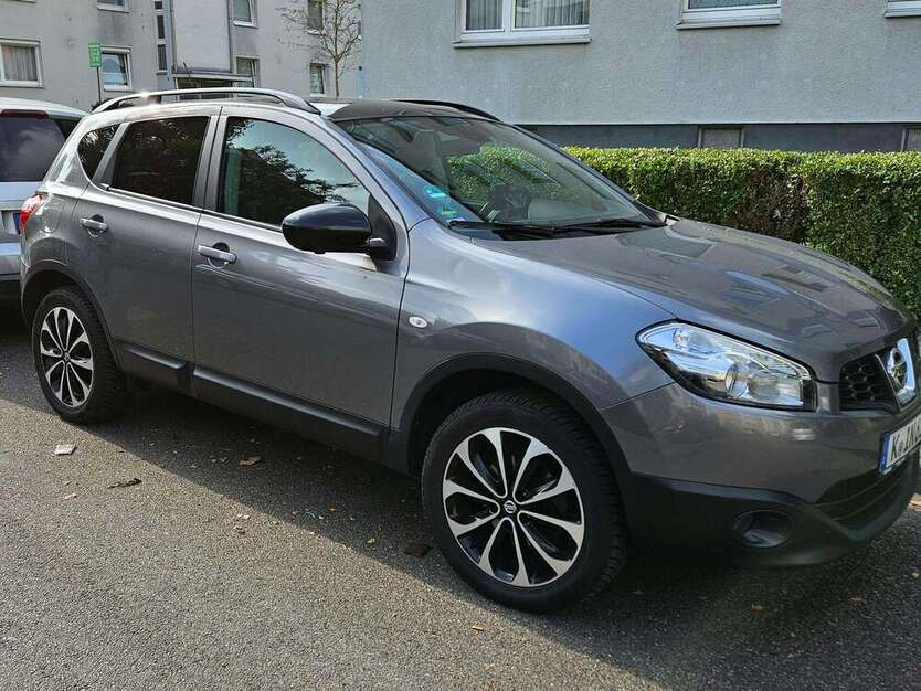 Nissan Qashqai 112.000 km 11.200 € Köln 50827