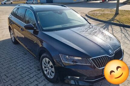 Skoda Superb 171.000 km 16.500 &euro; Werneuchen 16356
