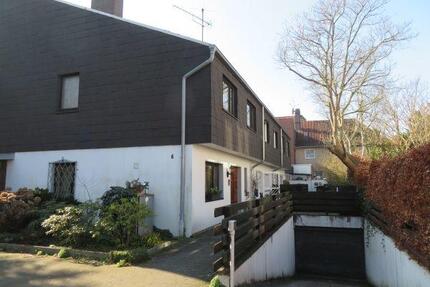 *List* renoviertes RMH mit EBK und Tiefgarage ggü. Eilenriede.