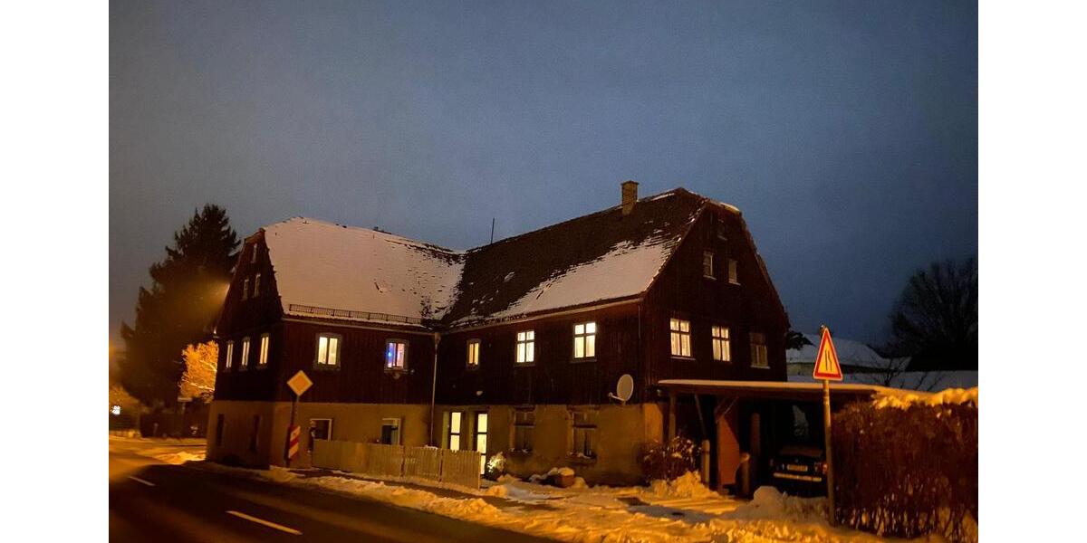 Einfamilienhaus Großröhrsdorf - 6 Zimmer, 140 m&sup2;, 160.000&euro; | Angebot:25523323