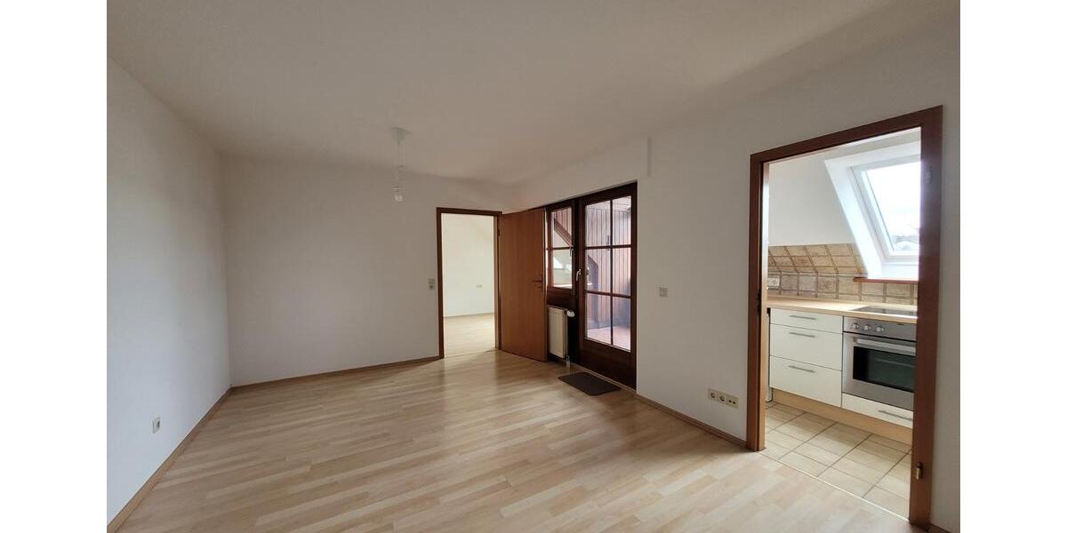 Etagenwohnung Meckenbeuren - 2 Zimmer, 50 m&sup2;, 650&euro; | Angebot:25498362