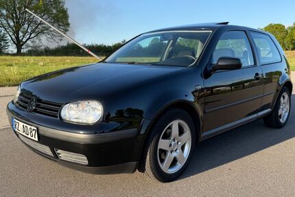 VW Golf 106.447 km 3.499 &euro; Schmilau 23911