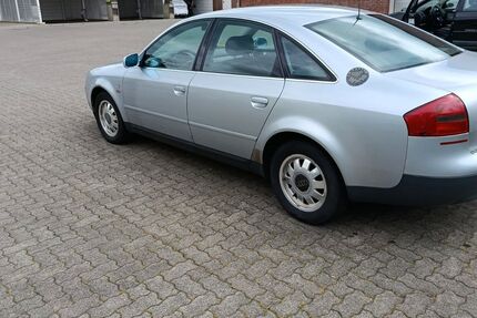 Audi A6 267.000 km 1.200 &euro; Neuenbrook 25578