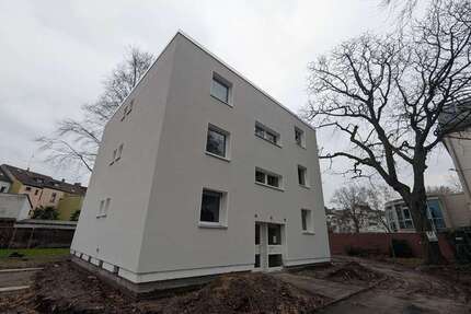 Wohnung zum Mieten in Duisburg 870 € 95 m² 4 zimmer