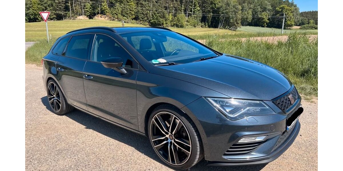 Seat Leon 175.500 km 18.190 &euro; Sielenbach 86577