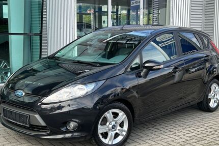 Ford Fiesta 152.404 km 3.499 € Niestetal 34266
